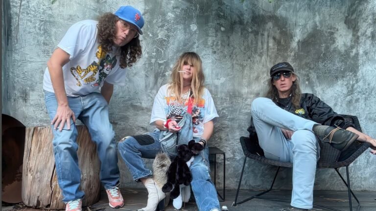 Black Bananas regresan con su primer álbum después de 12 años