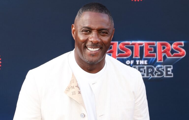 Idris Elba descarta interpretar a James Bond por controversia racial