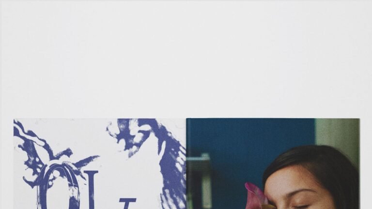 Pitchfork presenta un nuevo zine dedicado a Olivia Rodrigo