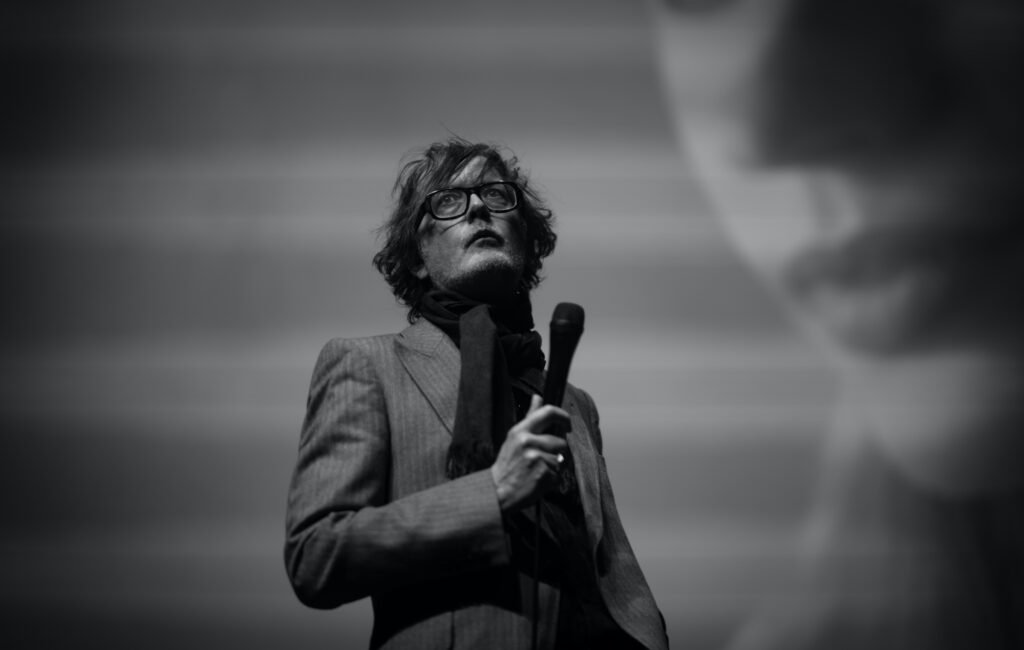 La banda Pulp lanza 'What Do You Do For An Encore?', un filme dirigido por Garth Jennings y narrado por Jarvis Cocker.
