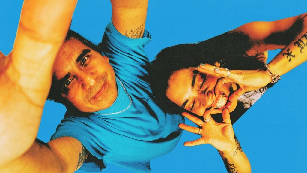 Helado Negro y Reyna Tropical presentan su proyecto conjunto en una gira que promete ser inolvidable.