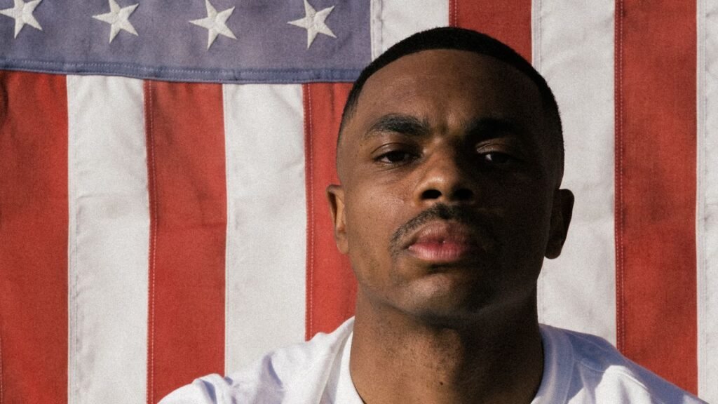El rapero Vince Staples presentará su nuevo álbum Cry Baby en una gira por América del Norte con banda en vivo.