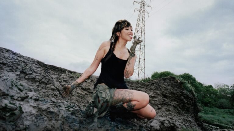 beabadoobee anuncia nuevo álbum Pylon y su gira internacional
