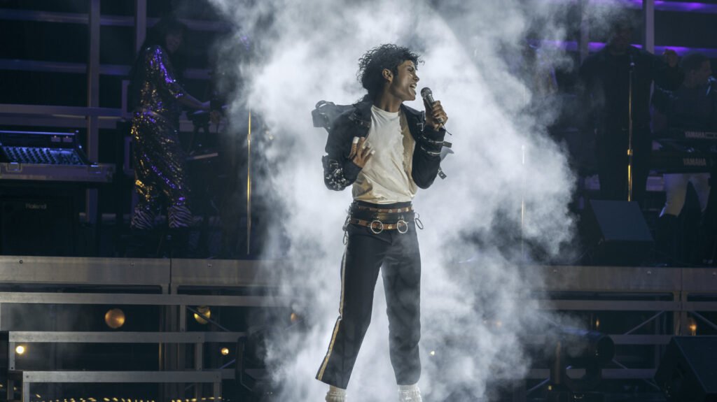 La biografía filmada de Michael Jackson, 'Michael', ya está disponible para ver en formato digital.