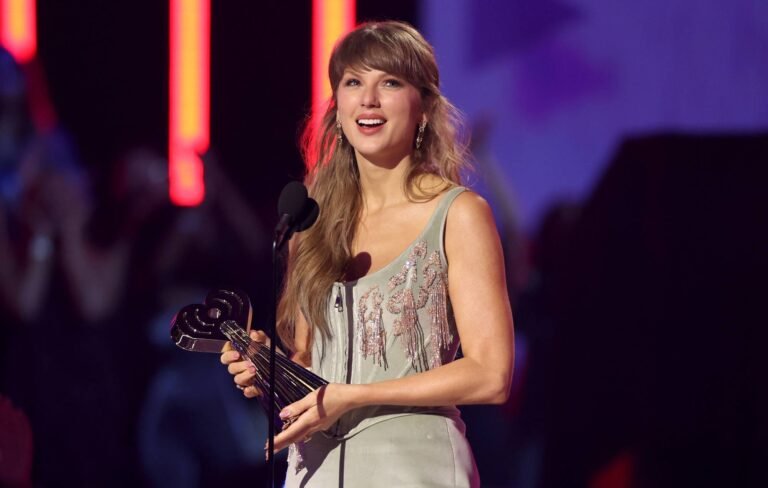 Taylor Swift lanza nueva canción en Toy Story 5