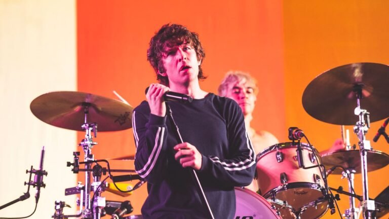 Turnstile anuncia una gira con grandes artistas abridores este otoño